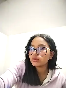 megan lrr online show from 10.05.25
