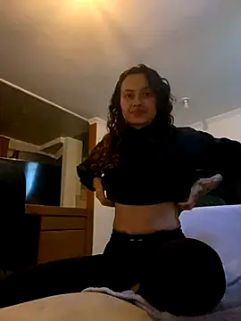 Camila Nyx online show from 11.24.25