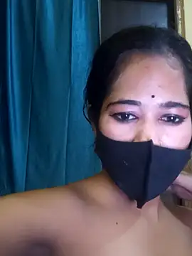 Snapshot of Mansi01 chatting on 10.01.25 Mansi01 online show from 10.01.25