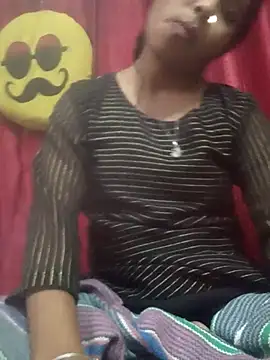 Snapshot of Mansi01 chatting on 10.09.25 Mansi01 online show from 10.09.25