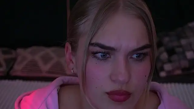 AlinaLiii online show from 11.10.25