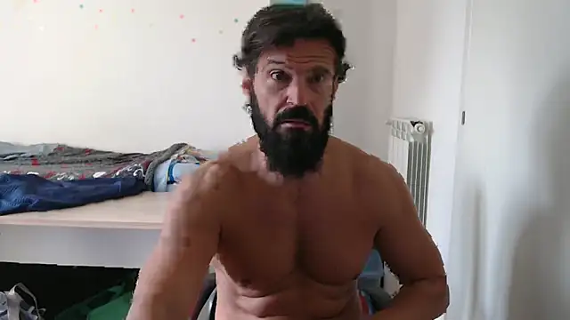 Snapshot of muscoloporco chatting on 10.18.25 muscoloporco online show from 10.18.25