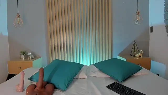 miia blaze online show from 02.12.26