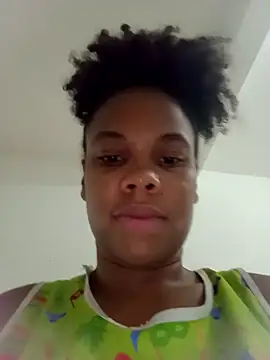 PrettahSantos online show from 10.01.25