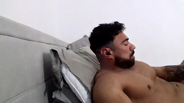 GymKing99 online show from 02.05.26