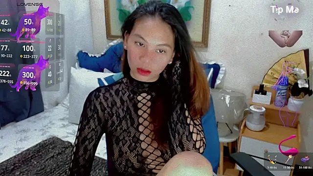 Snapshot of Prettypreggy chatting on 04.28.26 Prettypreggy online show from 04.28.26