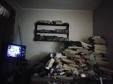 Danielle57  online show from 12.21.25