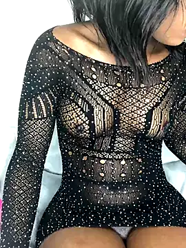 Snapshot of Fun_size86 chatting on 10.21.25 Fun size86 online show from 10.21.25