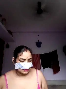 Snapshot of Deborbhavi222 chatting on 09.22.25 Deborbhavi222 online show from 09.22.25