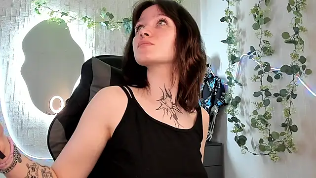 Elastikisss online show from 04.15.26