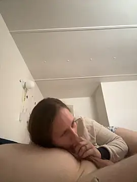 Foxy-lover online show from 10.19.25