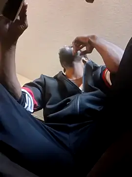 214KingLonggg online show from 03.29.26