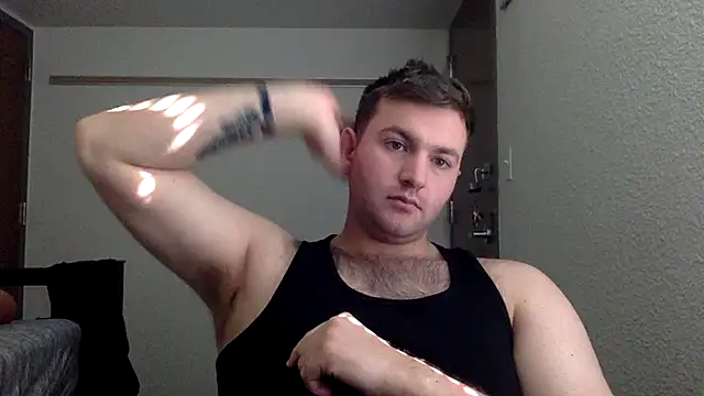 Snapshot of daddypineapple77 chatting on 02.07.26 daddypineapple77 online show from 02.07.26