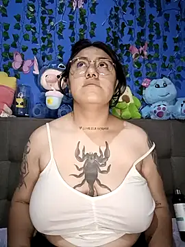 Snapshot of Gabrielaa_Mendezz chatting on 09.21.25 Gabrielaa Mendezz online show from 09.21.25