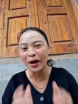 xuxulovezz online show from 09.27.25