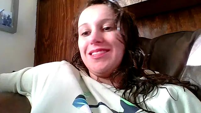 brunettebabexo3 online show from 12.16.25