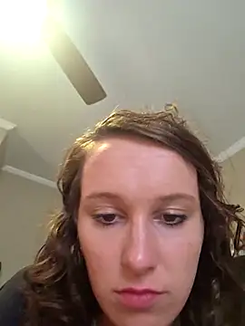 brunettebabexo3 online show from 04.22.26