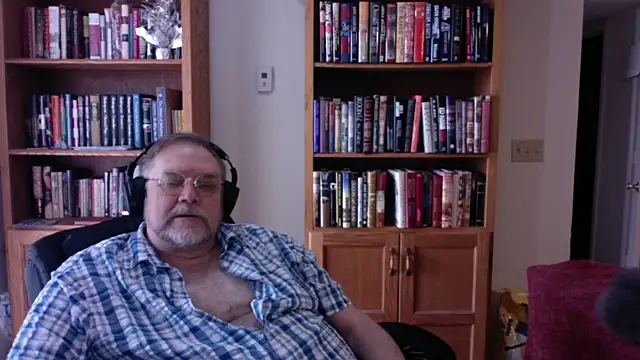 Vinyl22xh online show from 03.06.26