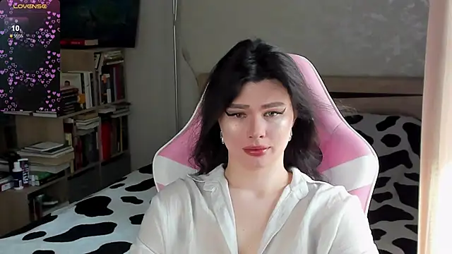 Snapshot of bbJ_one chatting on 05.07.26 bbJ one online show from 05.07.26