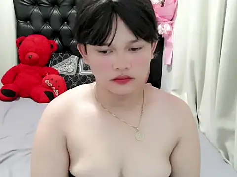 Snapshot of chennybbgirl chatting on 06.19.26 chennybbgirl online show from 06.19.26
