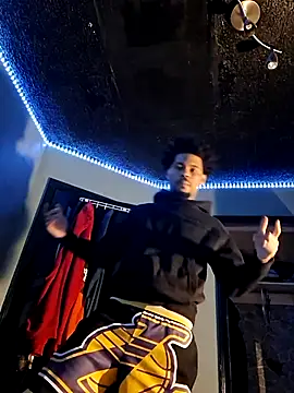 Painstickwes online show from 02.06.26