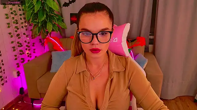 KellyHayden online show from 11.01.25