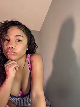 OliviaAshhh online show from 11.16.25