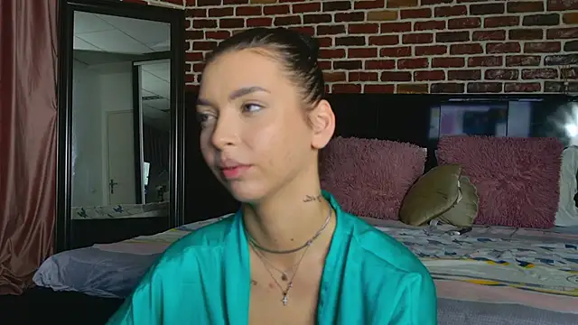 MeganSin  online show from 10.13.25