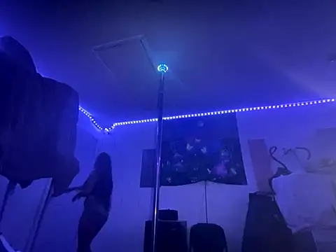 mrandmrs freak online show from 10.15.25