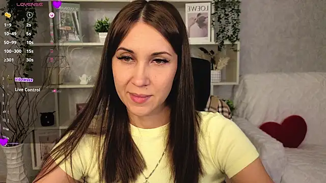 DreamVelour online show from 12.03.25