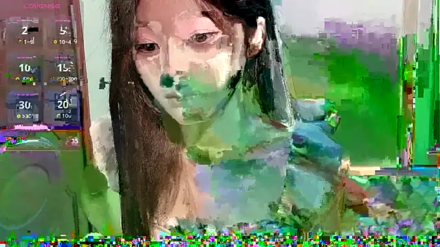 Snapshot of Ximei-O chatting on 10.24.25 Ximei-O online show from 10.24.25