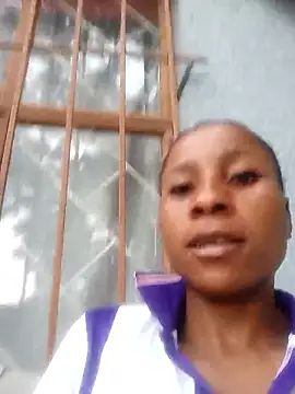 HotPetite 25 online show from 11.01.25