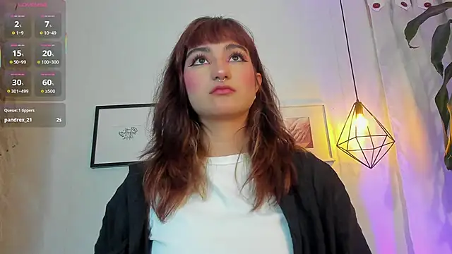 Snapshot of iam_alaskha chatting on 10.07.25 iam alaskha online show from 10.07.25