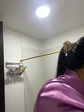 IsabellaJoness  online show from 11.03.25