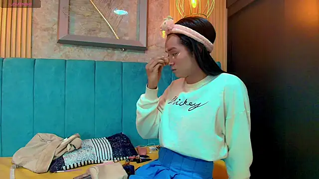 briannyte25 online show from 10.20.25