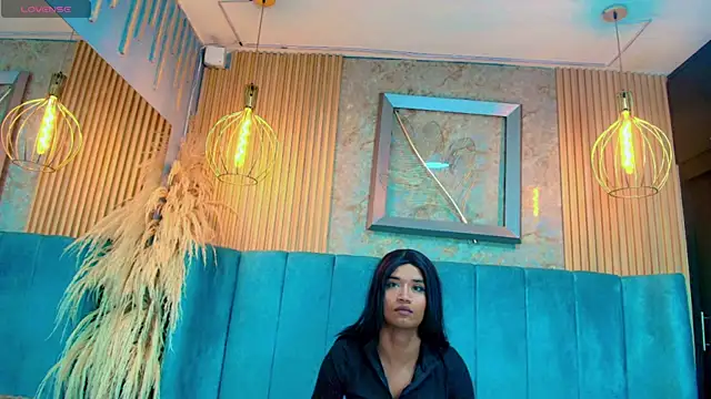 briannyte25 online show from 10.24.25