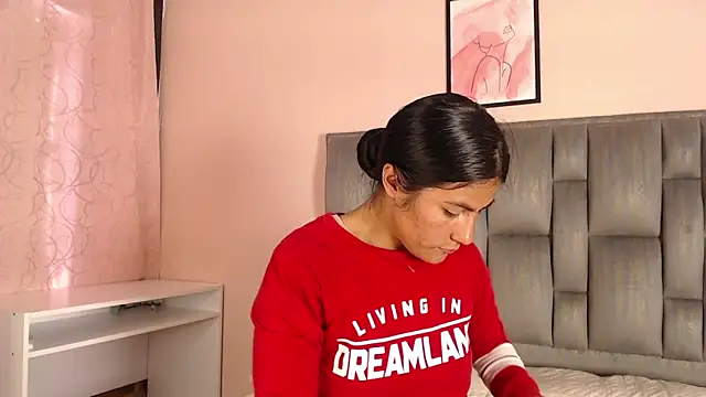 Ayiilyn01 online show from 10.03.25