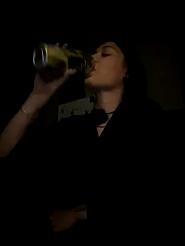 Snapshot of sweetdreams_99 chatting on 11.10.25 sweetdreams 99 online show from 11.10.25