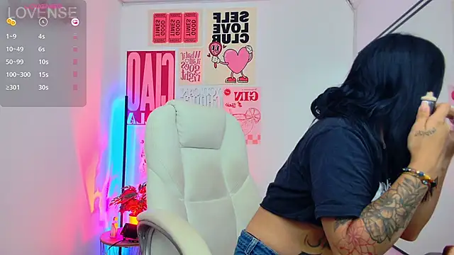 Snapshot of Paula_ba chatting on 09.25.25 Paula ba online show from 09.25.25