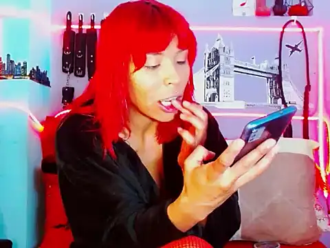 Snapshot of mylygrey chatting on 12.01.25 mylygrey online show from 12.01.25