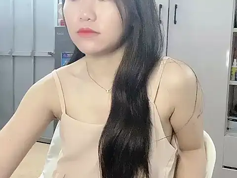 Snapshot of Ara4865 chatting on 10.10.25 Ara4865 online show from 10.10.25