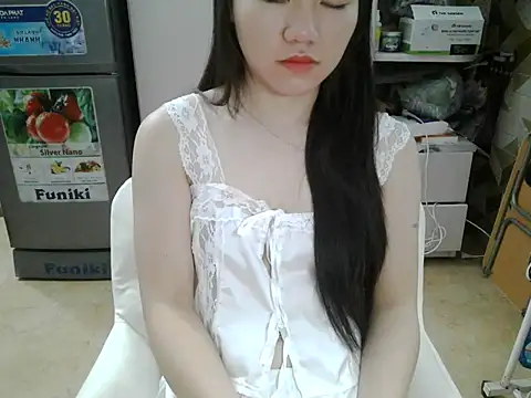 Snapshot of Ara4865 chatting on 10.21.25 Ara4865 online show from 10.21.25