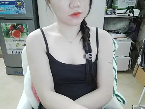 Snapshot of Ara4865 chatting on 10.26.25 Ara4865 online show from 10.26.25