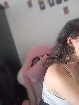 kitty  chs online show from 04.12.26