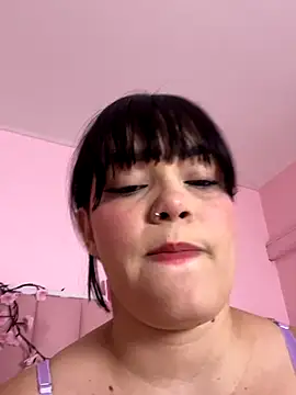 DannaGlamShow online show from 10.16.25