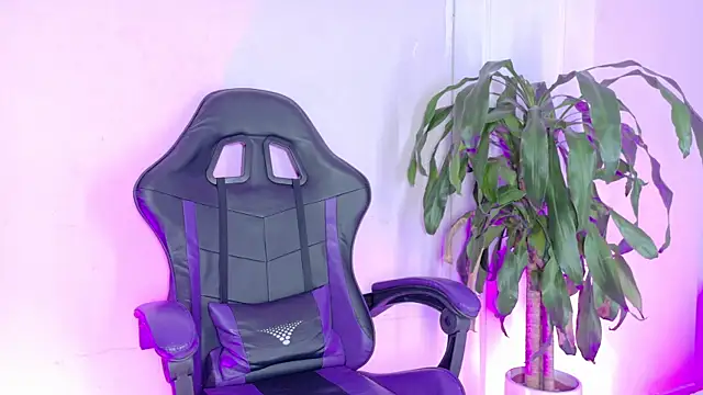 Kataaleya  12 online show from 09.23.25