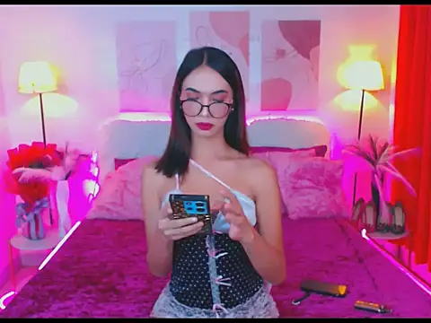 Snapshot of Sofia_SlutGoddess chatting on 10.06.25 Sofia SlutGoddess online show from 10.06.25