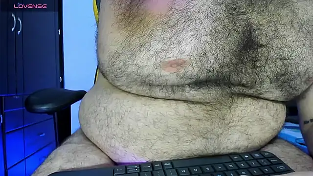 big bearr online show from 04.20.26