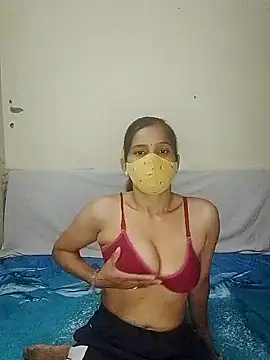 Snapshot of Hott_bomb chatting on 09.26.25 Hott bomb online show from 09.26.25