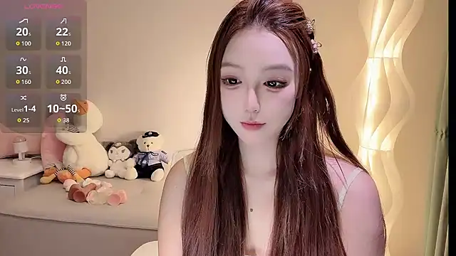 Snapshot of Luna--1 chatting on 07.27.26 Luna--1 online show from 07.27.26